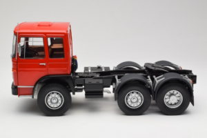 MAN 16304 F7 Czerwony Road Kings 1:18 RK180053 Metal — zdjęcie 4 z 8