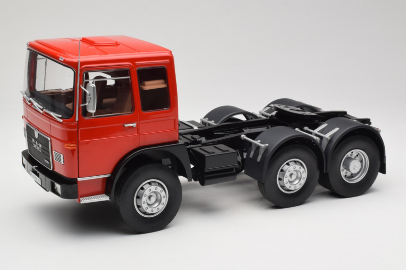 MAN 16304 F7 Czerwony Road Kings 1:18 RK180053 Metal