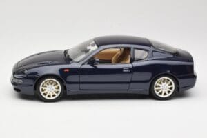 Maserati 3200 GT Czarny Bburago 1:18 3371 Metal — zdjęcie 4 z 8
