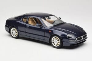 Maserati 3200 GT Czarny Bburago 1:18 3371 Metal — zdjęcie 6 z 8