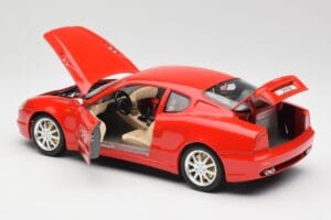 Maserati 3200 GT Czerwony Bburago 1:18 3341 Metal — zdjęcie 5 z 8
