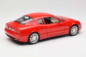 Maserati 3200 GT Rosso Mondiale Bburago 1:18 3341-M1 Metal — zdjęcie 3 z 8