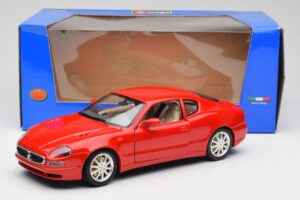 Maserati 3200 GT Rosso Mondiale Bburago 1:18 3341-M1 Metal — zdjęcie 8 z 8