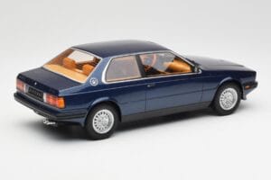 Maserati Biturbo Coupe Ciemnoniebieski Metallic Minichamps 1:18 107123500 Metal — zdjęcie 2 z 6
