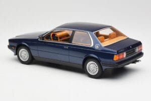 Maserati Biturbo Coupe Ciemnoniebieski Metallic Minichamps 1:18 107123500 Metal — zdjęcie 5 z 6