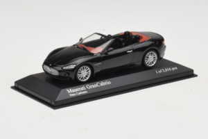 Maserati GranCabrio Czarny Metaliczny Minichamps 1:43 400123930 Metal — zdjęcie 2 z 5
