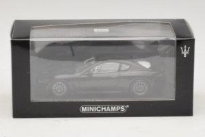 Maserati GranTurismo MC GT4 Czarny Minichamps 1:43 400101202 Metal — zdjęcie 4 z 4