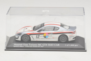 Maserati GranTurismo MC GT4 #12 Sperati / La Mazza Maserati MC 2010 Minichamps 1:43 400101212 Metal — zdjęcie 4 z 5