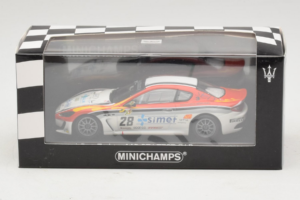Maserati GranTurismo MC GT4 #28 Smurra / Piancastelli Maserati MC 2010 Minichamps 1:43 400101228 Metal — zdjęcie 5 z 5