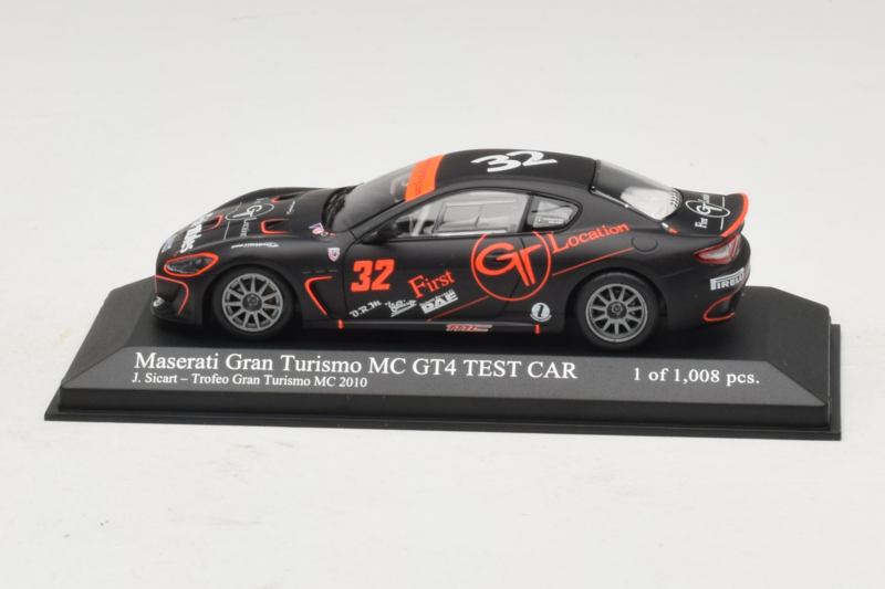 Maserati GranTurismo MC GT4 #32 J. Sicart Maserati MC 2010 Minichamps 1:43 400101232 Metal