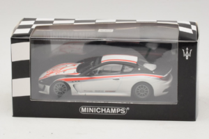 Maserati GranTurismo MC GT4 Trofeo GranTurismo MC Test Car 2010 Minichamps 1:43 400101201 Metal — zdjęcie 4 z 4