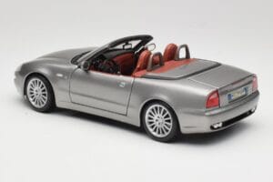 Maserati 4200 GT Spyder Szary Bburago 1:18 18-12019 Metal — zdjęcie 7 z 8