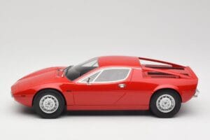 Maserati Merak Czerwony Minichamps 1:18 107123761 Żywica — zdjęcie 3 z 6