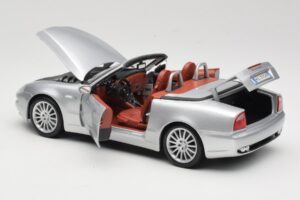 Maserati Spyder Srebrny Maisto 1:18 31667 Metal — zdjęcie 5 z 8