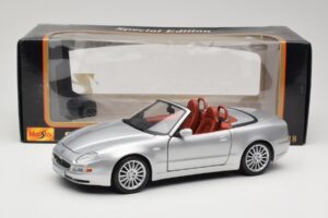 Maserati Spyder Srebrny Maisto 1:18 31667 Metal — zdjęcie 8 z 8