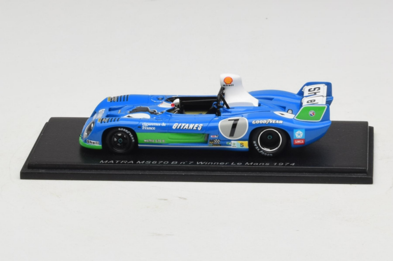 Matra MS670C #7 H. Pescarolo / G. Larrousse Matra-Simca 24 Hours of Le Mans Winner 1974 Spark 1:43 43LM74 Żywica