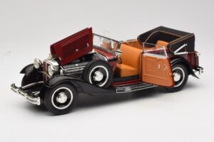 Maybach DS8 Zeppelin Czerwony Anson 1:18 30413 Metal — zdjęcie 2 z 8