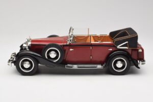 Maybach DS8 Zeppelin Czerwony Anson 1:18 30413 Metal — zdjęcie 4 z 8