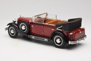 Maybach DS8 Zeppelin Czerwony Anson 1:18 30413 Metal — zdjęcie 7 z 8
