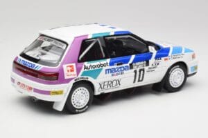 Mazda 323 GTX #10 T. Makinen / S. Harjanne 1000 Lakes Rally 1991 Otto 1:18 OT1099 Żywica — zdjęcie 2 z 6