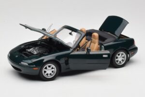 Mazda MX-5 NA Emerald Green Gate 1:18 01017 Metal — zdjęcie 2 z 8