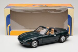 Mazda MX-5 NA Emerald Green Gate 1:18 01017 Metal — zdjęcie 8 z 8
