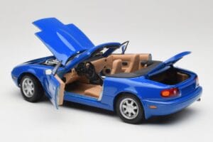 Mazda MX-5 NA Twilight Niebieski Mica Gate 1:18 1013 Metal — zdjęcie 5 z 8
