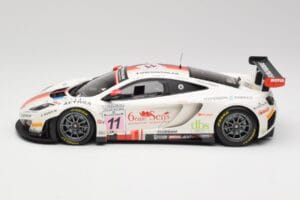 McLaren 12C GT3 #11 Art Grand Prix C. Leclerc / N. Parisy / A. Soucek Spa 24 Hours 2013 Minichamps 1:18 151131311 Metal — zdjęcie 3 z 6