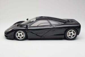 McLaren F1 Blue Metallic Minichamps 1:12 530133130 Metal — zdjęcie 4 z 8