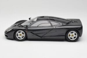 McLaren F1 Carbon Czarny Metaliczny Minichamps 1:18 530133420 Metal — zdjęcie 4 z 8