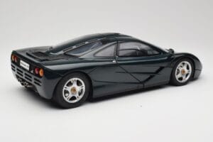 McLaren F1 Dark Green Metallic Minichamps 1:12 530133127 Metal — zdjęcie 3 z 9
