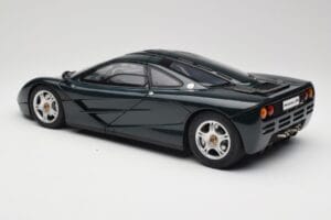 McLaren F1 Dark Green Metallic Minichamps 1:12 530133127 Metal — zdjęcie 8 z 9