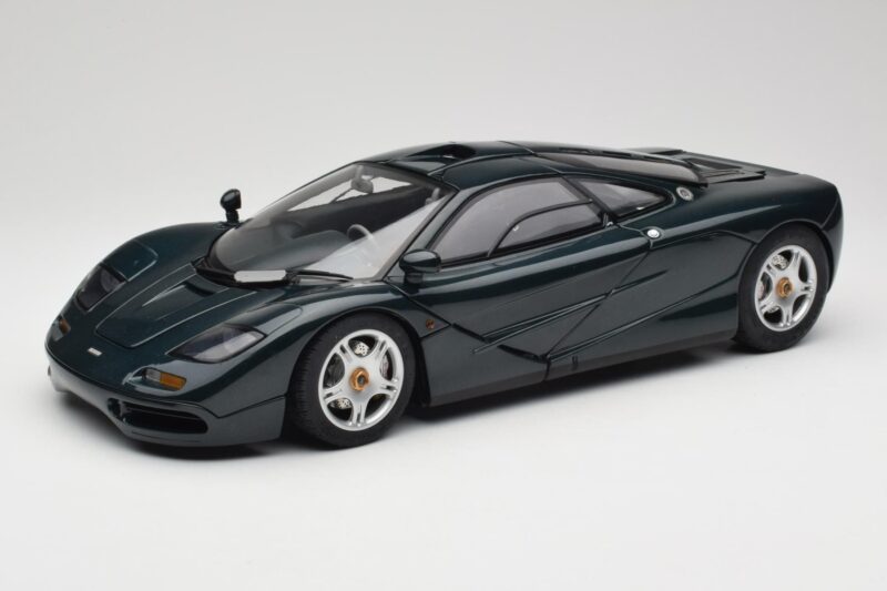 McLaren F1 Dark Green Metallic Minichamps 1:12 530133127 Metal