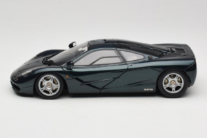 McLaren F1 Zielony LCD 1:18 LCD18014-GR Metal — zdjęcie 4 z 8