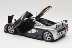 McLaren F1 GTR Adrenaline Program Minichamps 1:18 530133512 Metal — zdjęcie 5 z 8