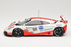 McLaren F1 GTR GT1 #30 West Competition J. Nielsen 1996 UT Models 1:18 39624 Metal — zdjęcie 4 z 8