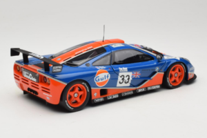 McLaren F1 GTR Gulf #33 R. Bellm / M. Weaver / J-J. Lehto 24 Hours of Le Mans 1996 UT Models 1:18 530161833 Metal — zdjęcie 3 z 8