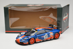McLaren F1 GTR Gulf #33 R. Bellm / M. Weaver / J-J. Lehto 24 Hours of Le Mans 1996 UT Models 1:18 530161833 Metal — zdjęcie 8 z 8