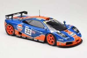 McLaren F1 GTR Gulf Racing #33 S. Bellm / A. Weaver / J. Lehto 24 Hours of Le Mans 1996 Minichamps 1:18 530133633 Metal — zdjęcie 6 z 8