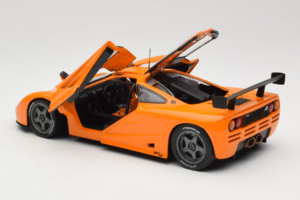 McLaren F1 Le Mans Orange UT Models 1:18 530151890 Metal — zdjęcie 5 z 8