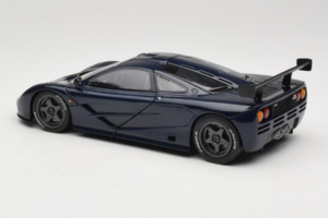 McLaren F1 GTR Le Mans Edition Fioletowy UT Models 1:18 MCLAREN001 Metal — zdjęcie 7 z 8