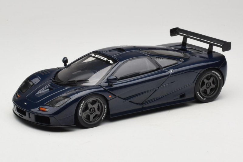 McLaren F1 GTR Le Mans Edition Fioletowy UT Models 1:18 MCLAREN001 Metal