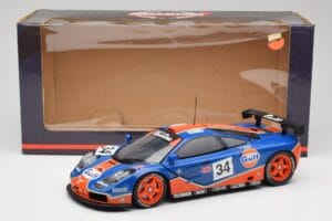 McLaren F1 GTR #34 Gulf Racing 1996 UT Models 1:18 39621 Metal — zdjęcie 8 z 8