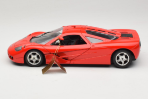 McLaren F1 High Mirror Light Red Guiloy 1:18 67505 Metal — zdjęcie 4 z 8