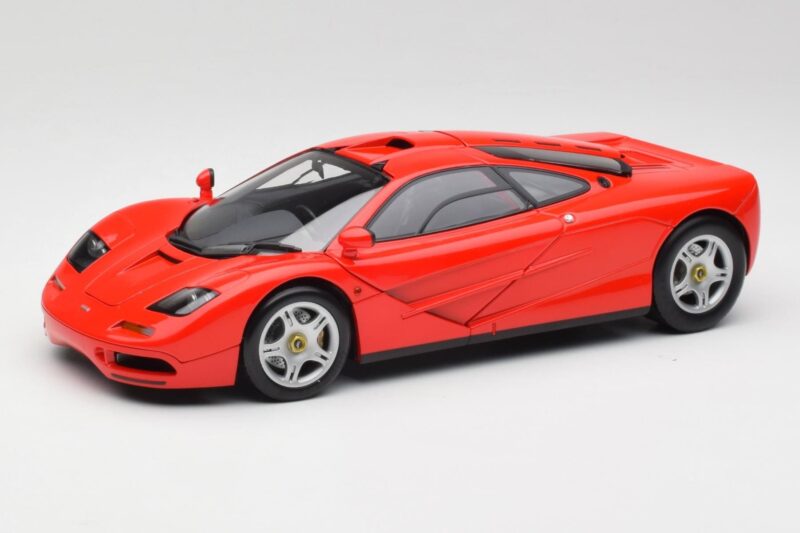 McLaren F1 Magma Czerwony Minichamps 1:18 530133422 Metal