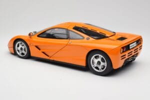 McLaren F1 Pomarańczowy Minichamps 1:12 530133131 Metal — zdjęcie 8 z 9