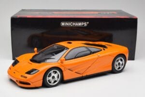 McLaren F1 Pomarańczowy Minichamps 1:12 530133131 Metal — zdjęcie 9 z 9