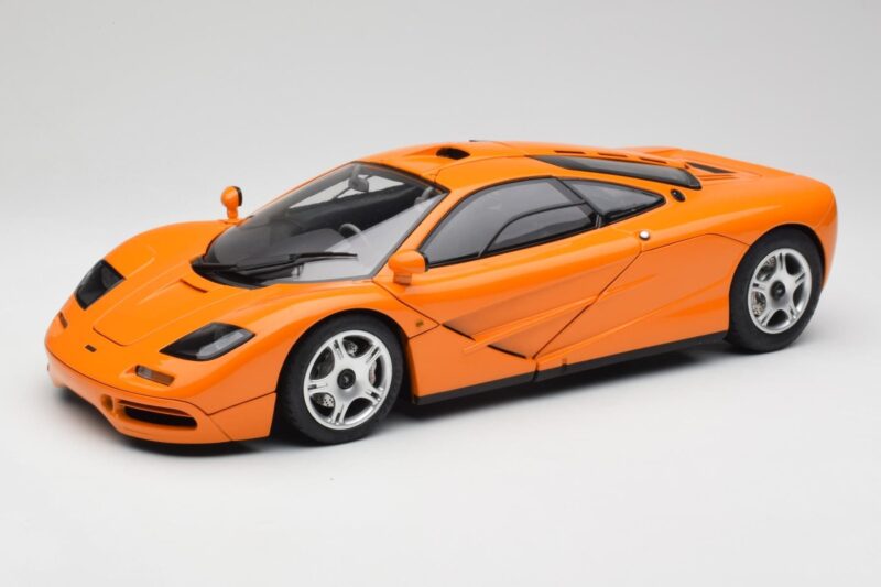 McLaren F1 Pomarańczowy Minichamps 1:12 530133131 Metal