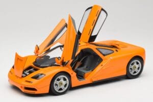 McLaren F1 Pomarańczowy Minichamps 1:18 530133421 Metal — zdjęcie 2 z 8