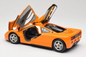 McLaren F1 Pomarańczowy Minichamps 1:18 530133421 Metal — zdjęcie 5 z 8